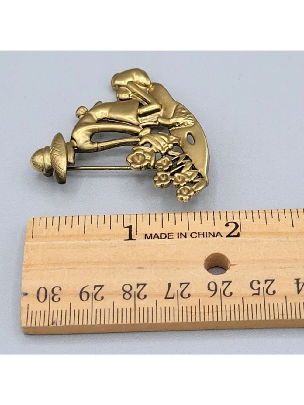 Gold Tone Gardening Woman Brooch Lady Kneeling Planting Flowers Vintage